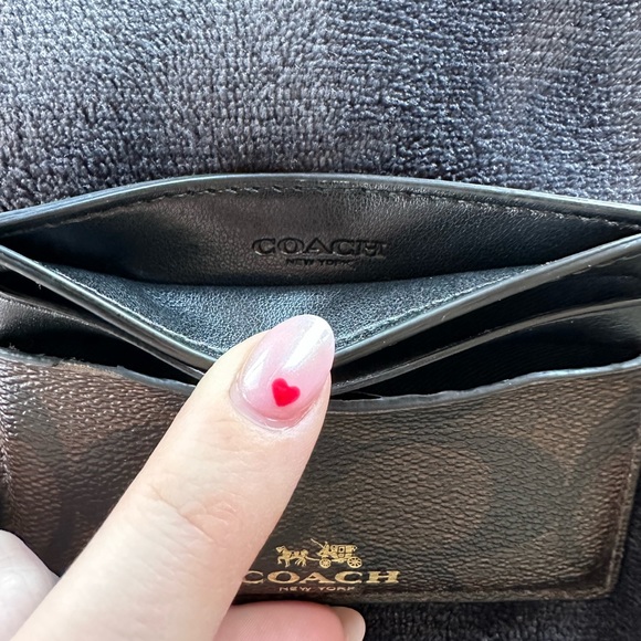 Coach Card Case in Signature Canvas - Picture 4 of 6